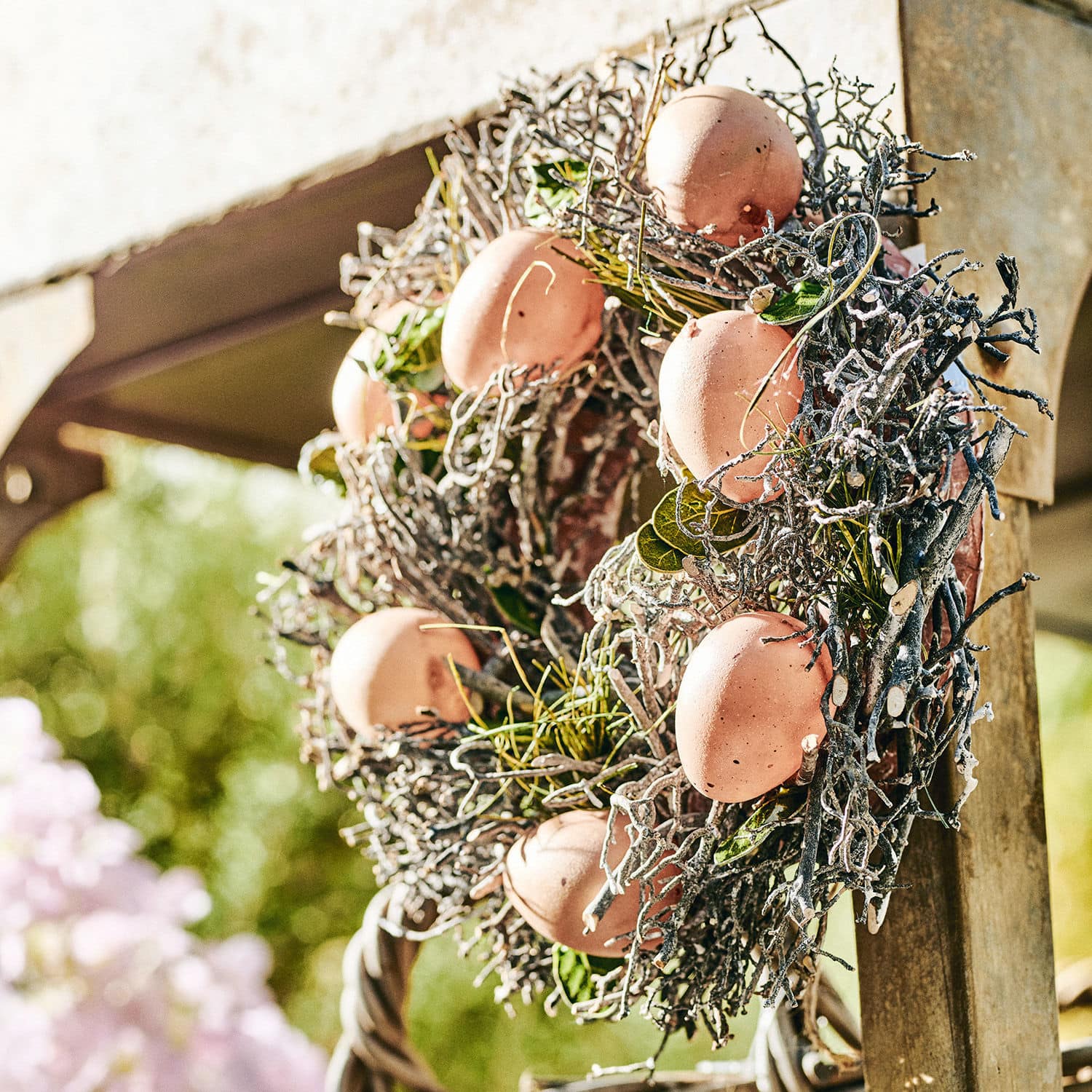 Couronne d'œufs Contreur