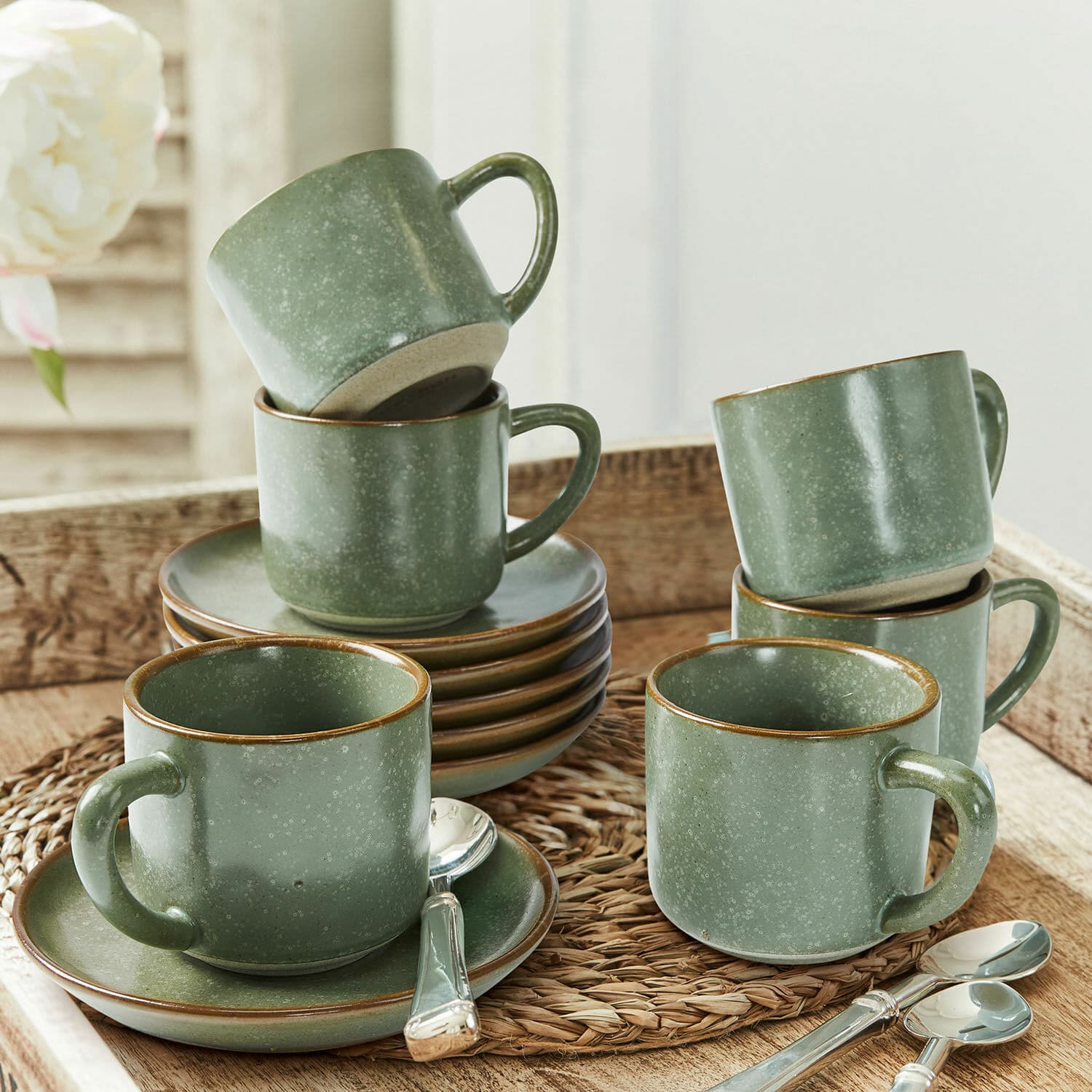 Lot de 6 tasses et soucoupes Biarré